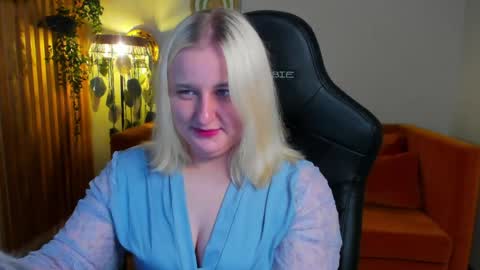 LioraArdyn online show from 7, 5, 2026