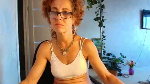 Liora Weiss online show from 28, 7, 2026