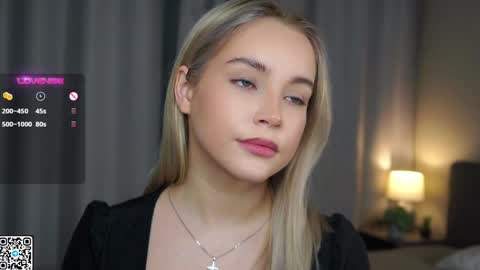 Snapshot of lipswithsmileonthem chatting on 16, 12, 2024 Amelia online show from 16, 12, 2024