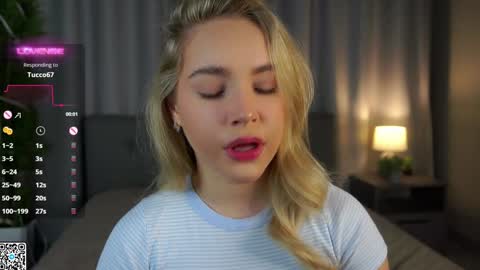 Snapshot of lipswithsmileonthem chatting on 10, 1, 2025 Amelia online show from 10, 1, 2025
