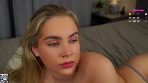 Snapshot of lipswithsmileonthem chatting on 24, 1, 2025 Amelia online show from 24, 1, 2025