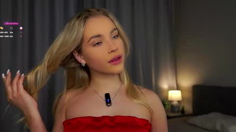 Snapshot of lipswithsmileonthem chatting on 15, 2, 2025 Amelia online show from 15, 2, 2025