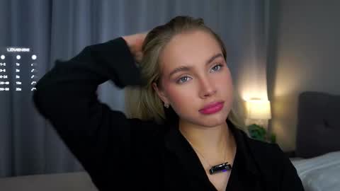 Snapshot of lipswithsmileonthem chatting on 6, 3, 2025 Amelia online show from 6, 3, 2025