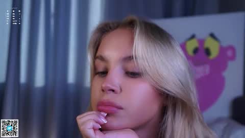 Snapshot of lipswithsmileonthem chatting on 28, 9, 2025 Amelia online show from 28, 9, 2025