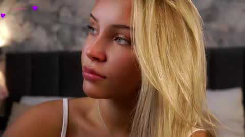 Amelia online show from 8, 5, 2026