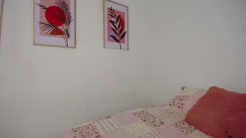 Lily see u on december 2 online show from 5, 3, 2025