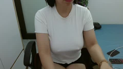 Snapshot of lisa_1011 chatting on 19, 7, 2026 lisa_1011 online show from 19, 7, 2026