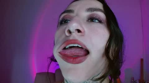 Lisa online show from 4, 5, 2026