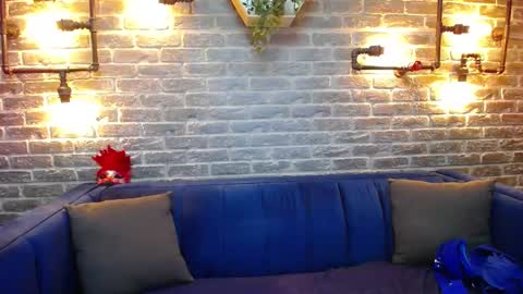 Lisa Caprice online show from 7, 3, 2025