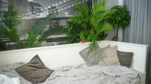 Snapshot of lisa_gotti chatting on 22, 3, 2026 hi Im Julia. Im 18 years old I like to play tennis and cook. online show from 22, 3, 2026