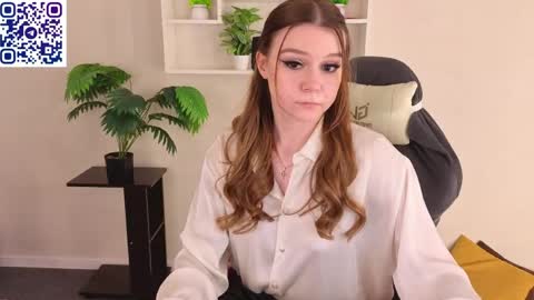 lisa_rabbit online show from 7, 4, 2026