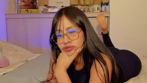 Snapshot of lisa_t08 chatting on 13, 6, 2026 Lisa Thompson online show from 13, 6, 2026