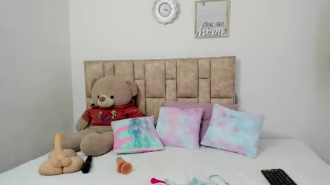 Snapshot of lisa_will chatting on 6, 10, 2025 lisa will online show from 6, 10, 2025