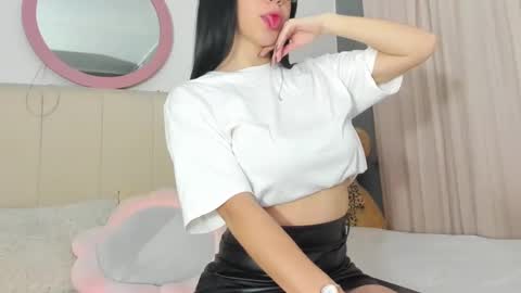 Lisa online show from 1, 3, 2025