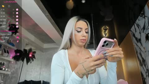 Snapshot of lisaakira chatting on 3, 3, 2026 onlyfans-lisaakira instagram-lisaakira9 twitter-lisaakira4 online show from 3, 3, 2026