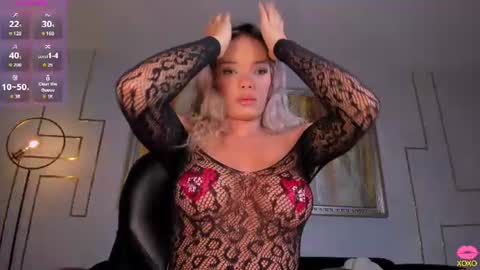 Snapshot of lisaflowersx chatting on 19, 6, 2026 Lisa Flowers online show from 19, 6, 2026