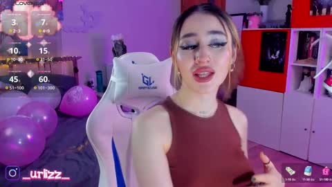 Snapshot of lisamayson chatting on 8, 3, 2025   LISA   online show from 8, 3, 2025