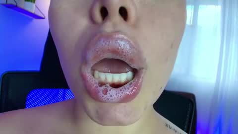 Lisbet online show from 30, 1, 2025