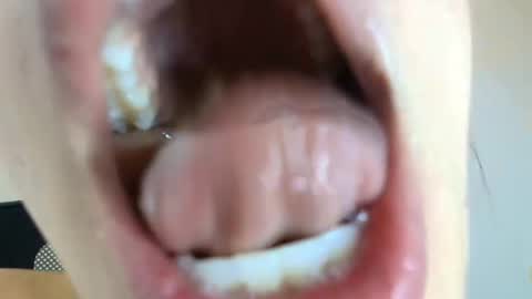 Lisbet online show from 25, 11, 2025