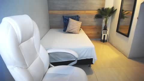 Liseth Fox online show from 21, 12, 2024