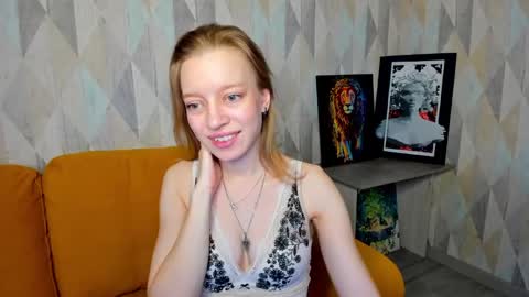 Snapshot of lissa_kitsune chatting on 7, 2, 2025 Lissa online show from 7, 2, 2025