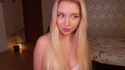 Lissa online show from 10, 11, 2025