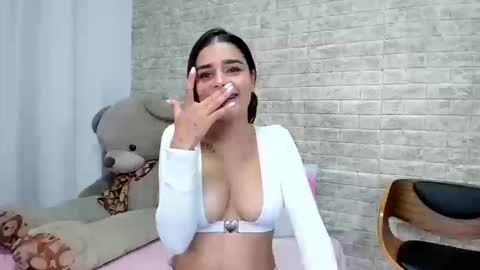 Snapshot of lissbrown chatting on 12, 3, 2026 Liss Brown online show from 12, 3, 2026