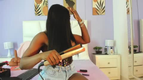 Lisseth Long  online show from 16, 12, 2024