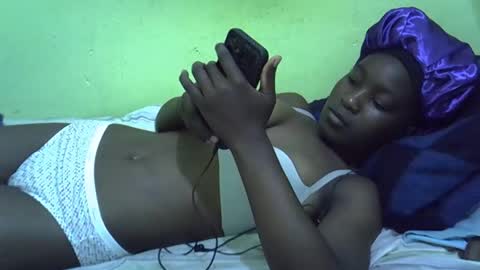 Snapshot of lisssa01 chatting on 10, 9, 2025 lisssa01 online show from 10, 9, 2025