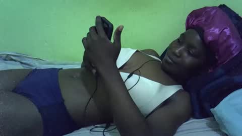 Snapshot of lisssa01 chatting on 28, 9, 2025 lisssa01 online show from 28, 9, 2025