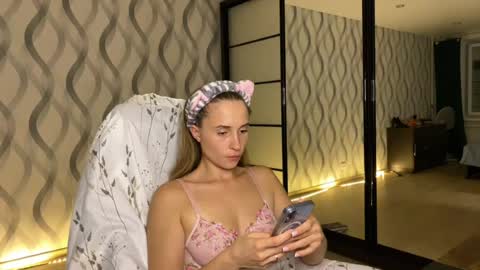 LUNA online show from 13, 7, 2026