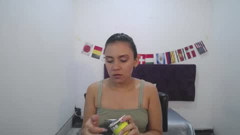 little18doll online show from 17, 7, 2026
