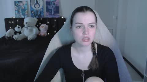 little__flowers online show from 19, 3, 2026