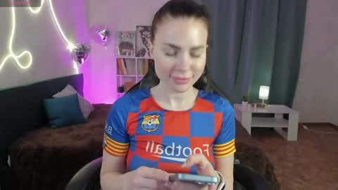 Isabel online show from 7, 5, 2026