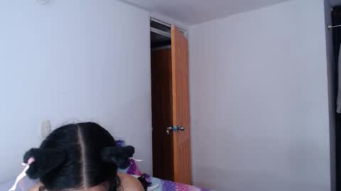 Snapshot of little_angelito2 chatting on 8, 11, 2025 TU ANGELITO online show from 8, 11, 2025