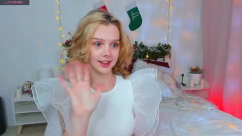 Snapshot of little_anitta chatting on 4, 1, 2025 Anita B-day stream on 7TH DEC online show from 4, 1, 2025