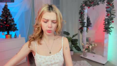 Snapshot of little_anitta chatting on 7, 1, 2025 Anita B-day stream on 7TH DEC online show from 7, 1, 2025