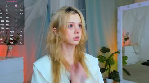 Snapshot of little_anitta chatting on 17, 1, 2025 Anita B-day stream on 7TH DEC online show from 17, 1, 2025