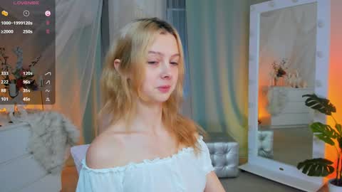 Snapshot of little_anitta chatting on 23, 1, 2025 Anita B-day stream on 7TH DEC online show from 23, 1, 2025