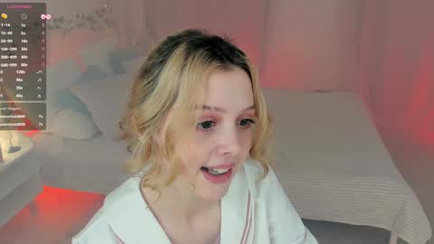 Snapshot of little_anitta chatting on 1, 2, 2025 Anita B-day stream on 7TH DEC online show from 1, 2, 2025