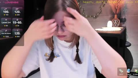 Snapshot of little_bambii_ chatting on 3, 1, 2025 Eva online show from 3, 1, 2025