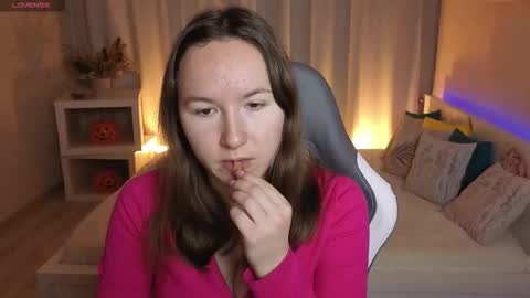 Alexandra online show from 11, 11, 2025