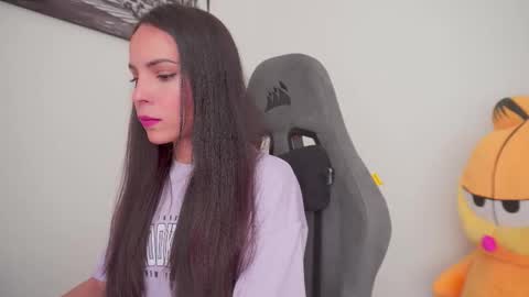 Help me reach 100 likes online show from 13, 10, 2025