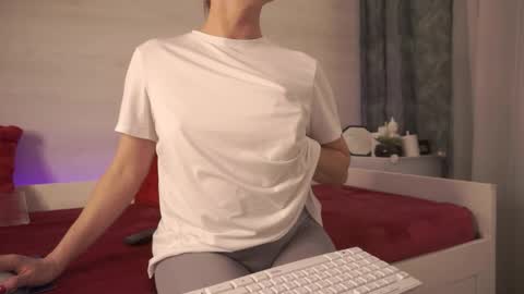 little_heart_andreea online show from 10, 3, 2026