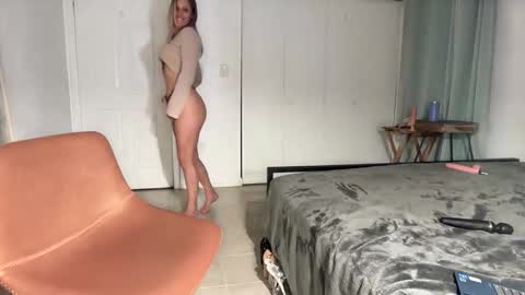 little lies online show from 21, 11, 2025