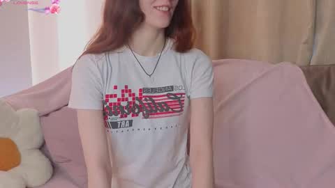 Snapshot of little_red_rosy chatting on 14, 1, 2026 Rosy online show from 14, 1, 2026