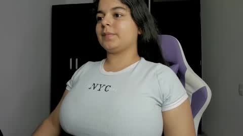 Snapshot of little_shaara chatting on 28, 1, 2025 Shaara  online show from 28, 1, 2025