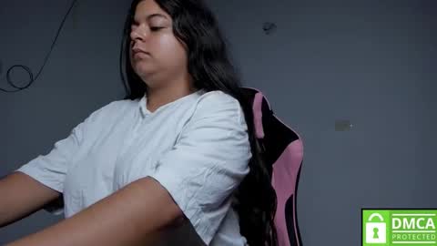 Snapshot of little_shaara chatting on 17, 9, 2025 Shaara  online show from 17, 9, 2025