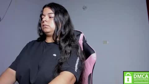 Snapshot of little_shaara chatting on 23, 9, 2025 Shaara  online show from 23, 9, 2025