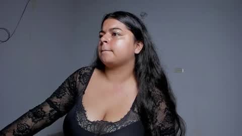 Snapshot of little_shaara chatting on 27, 9, 2025 Shaara  online show from 27, 9, 2025